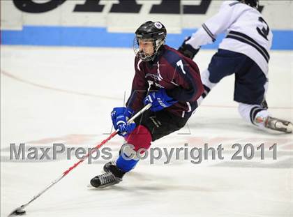 Thumbnail 1 in Windsor/East Granby/Avon vs. Staples/Weston/Shelton (CIAC Division 3 Semifinal) photogallery.