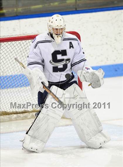 Thumbnail 2 in Windsor/East Granby/Avon vs. Staples/Weston/Shelton (CIAC Division 3 Semifinal) photogallery.