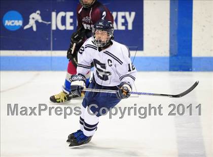 Thumbnail 2 in Windsor/East Granby/Avon vs. Staples/Weston/Shelton (CIAC Division 3 Semifinal) photogallery.