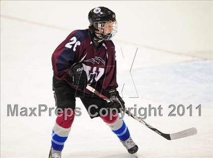 Thumbnail 3 in Windsor/East Granby/Avon vs. Staples/Weston/Shelton (CIAC Division 3 Semifinal) photogallery.