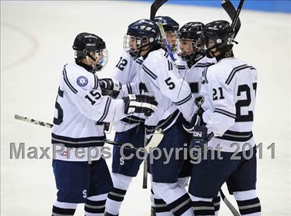 Thumbnail 2 in Windsor/East Granby/Avon vs. Staples/Weston/Shelton (CIAC Division 3 Semifinal) photogallery.