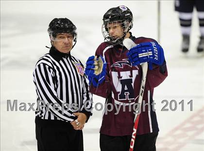 Thumbnail 1 in Windsor/East Granby/Avon vs. Staples/Weston/Shelton (CIAC Division 3 Semifinal) photogallery.