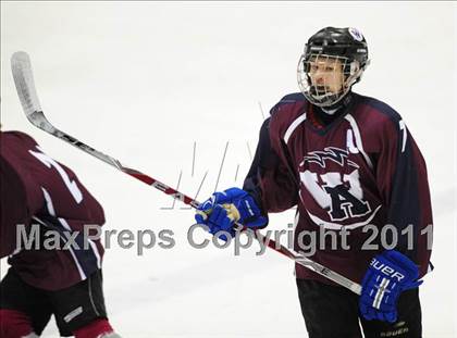 Thumbnail 3 in Windsor/East Granby/Avon vs. Staples/Weston/Shelton (CIAC Division 3 Semifinal) photogallery.