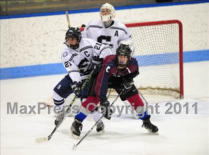 Thumbnail 3 in Windsor/East Granby/Avon vs. Staples/Weston/Shelton (CIAC Division 3 Semifinal) photogallery.