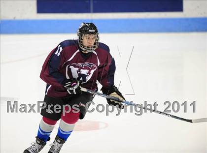 Thumbnail 3 in Windsor/East Granby/Avon vs. Staples/Weston/Shelton (CIAC Division 3 Semifinal) photogallery.
