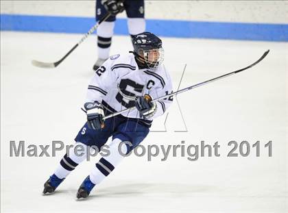 Thumbnail 3 in Windsor/East Granby/Avon vs. Staples/Weston/Shelton (CIAC Division 3 Semifinal) photogallery.