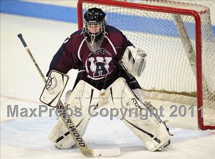 Thumbnail 2 in Windsor/East Granby/Avon vs. Staples/Weston/Shelton (CIAC Division 3 Semifinal) photogallery.