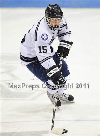 Thumbnail 2 in Windsor/East Granby/Avon vs. Staples/Weston/Shelton (CIAC Division 3 Semifinal) photogallery.