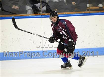 Thumbnail 1 in Windsor/East Granby/Avon vs. Staples/Weston/Shelton (CIAC Division 3 Semifinal) photogallery.