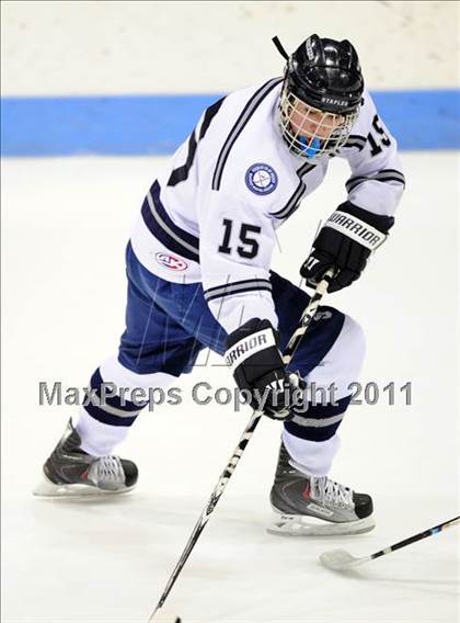 Thumbnail 3 in Windsor/East Granby/Avon vs. Staples/Weston/Shelton (CIAC Division 3 Semifinal) photogallery.