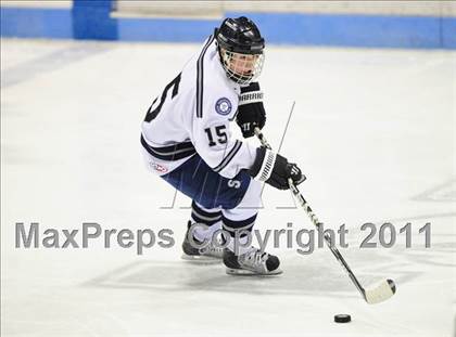 Thumbnail 1 in Windsor/East Granby/Avon vs. Staples/Weston/Shelton (CIAC Division 3 Semifinal) photogallery.