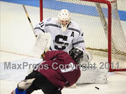 Thumbnail 2 in Windsor/East Granby/Avon vs. Staples/Weston/Shelton (CIAC Division 3 Semifinal) photogallery.