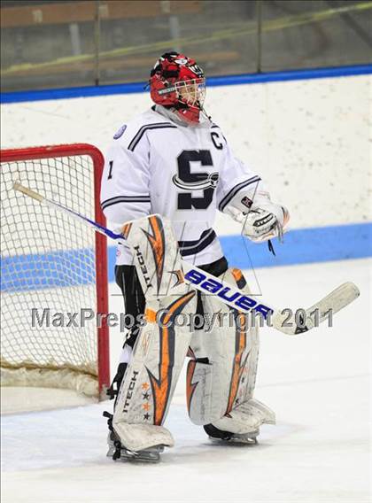 Thumbnail 2 in Windsor/East Granby/Avon vs. Staples/Weston/Shelton (CIAC Division 3 Semifinal) photogallery.