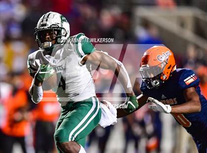 Thumbnail 1 in Central vs. Escambia (FHSAA 6A Final) photogallery.
