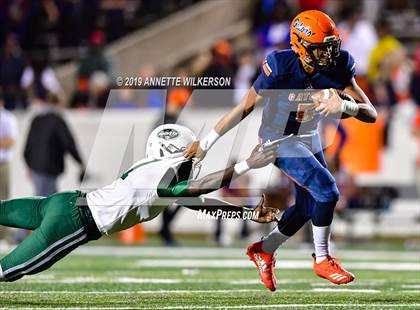 Thumbnail 3 in Central vs. Escambia (FHSAA 6A Final) photogallery.