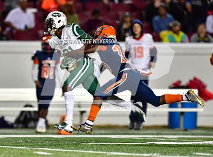 Thumbnail 2 in Central vs. Escambia (FHSAA 6A Final) photogallery.
