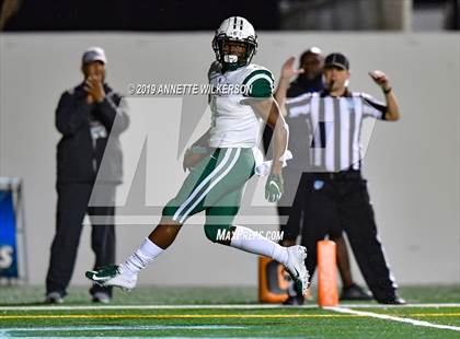 Thumbnail 2 in Central vs. Escambia (FHSAA 6A Final) photogallery.