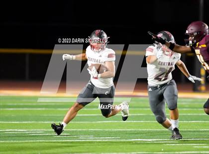 Thumbnail 2 in Central @ Mountain Pointe photogallery.
