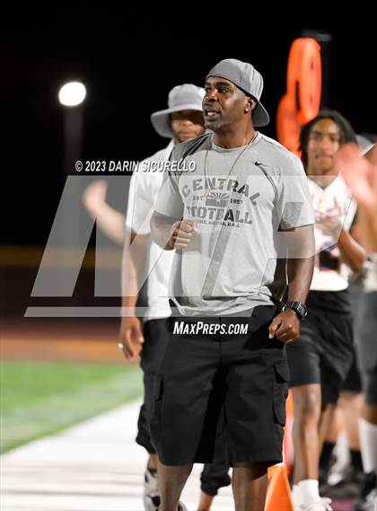 Thumbnail 1 in Central @ Mountain Pointe photogallery.