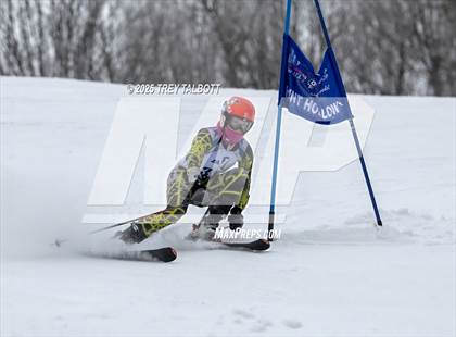 Thumbnail 3 in NYSPHAA Section V Class A&B Giant Slalom Final (Second Run) photogallery.