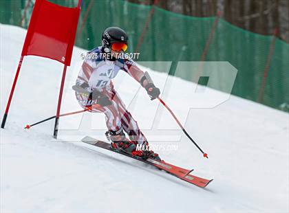 Thumbnail 2 in NYSPHAA Section V Class A&B Giant Slalom Final (Second Run) photogallery.