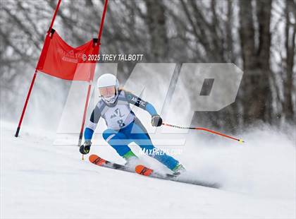 Thumbnail 2 in NYSPHAA Section V Class A&B Giant Slalom Final (Second Run) photogallery.