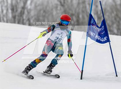 Thumbnail 3 in NYSPHAA Section V Class A&B Giant Slalom Final (Second Run) photogallery.
