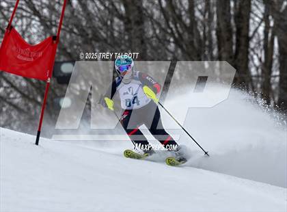 Thumbnail 2 in NYSPHAA Section V Class A&B Giant Slalom Final (Second Run) photogallery.