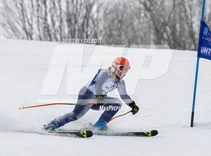 Thumbnail 2 in NYSPHAA Section V Class A&B Giant Slalom Final (Second Run) photogallery.