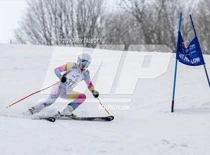Thumbnail 2 in NYSPHAA Section V Class A&B Giant Slalom Final (Second Run) photogallery.