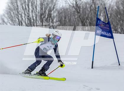 Thumbnail 3 in NYSPHAA Section V Class A&B Giant Slalom Final (Second Run) photogallery.
