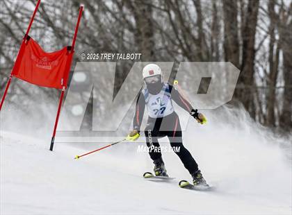 Thumbnail 3 in NYSPHAA Section V Class A&B Giant Slalom Final (Second Run) photogallery.