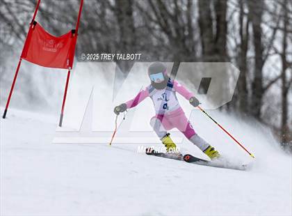 Thumbnail 3 in NYSPHAA Section V Class A&B Giant Slalom Final (Second Run) photogallery.