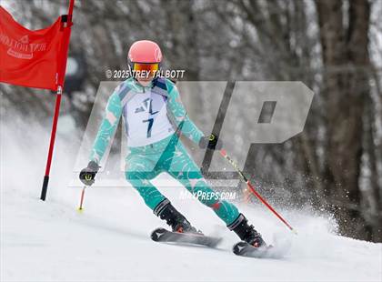 Thumbnail 2 in NYSPHAA Section V Class A&B Giant Slalom Final (Second Run) photogallery.