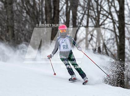 Thumbnail 2 in NYSPHAA Section V Class A&B Giant Slalom Final (Second Run) photogallery.