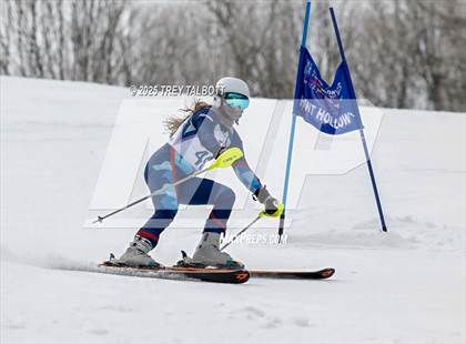 Thumbnail 3 in NYSPHAA Section V Class A&B Giant Slalom Final (Second Run) photogallery.
