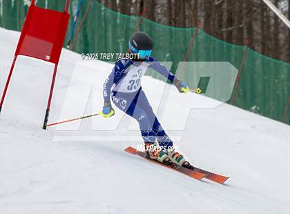Thumbnail 2 in NYSPHAA Section V Class A&B Giant Slalom Final (Second Run) photogallery.