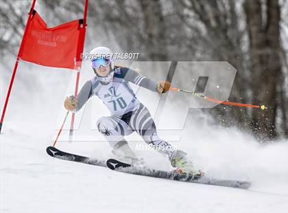 Thumbnail 2 in NYSPHAA Section V Class A&B Giant Slalom Final (Second Run) photogallery.