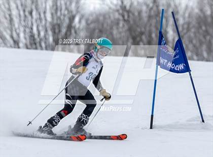 Thumbnail 3 in NYSPHAA Section V Class A&B Giant Slalom Final (Second Run) photogallery.