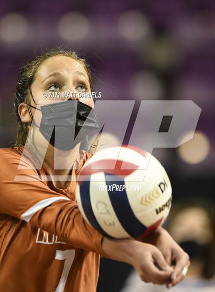 Thumbnail 3 in Windsor vs. Mead (CHSAA 4A Semifinal) photogallery.
