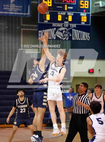 Thumbnail 2 in O'Connor vs New Braunfels (River City Classic) photogallery.