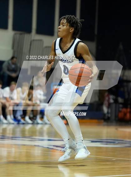 Thumbnail 2 in O'Connor vs New Braunfels (River City Classic) photogallery.