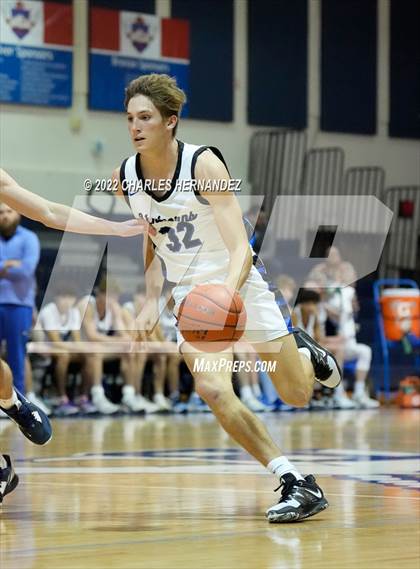 Thumbnail 1 in O'Connor vs New Braunfels (River City Classic) photogallery.