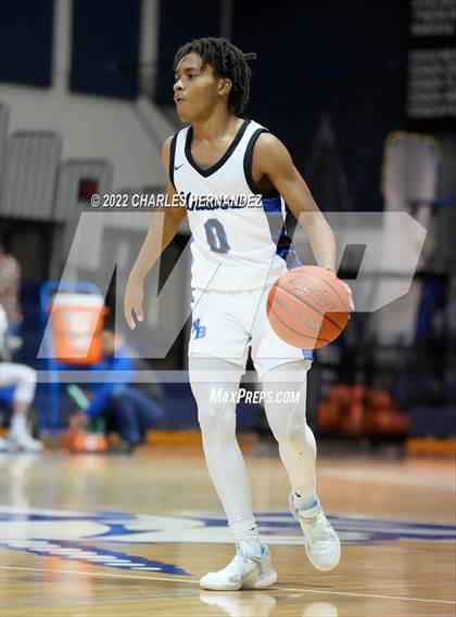 Thumbnail 3 in O'Connor vs New Braunfels (River City Classic) photogallery.