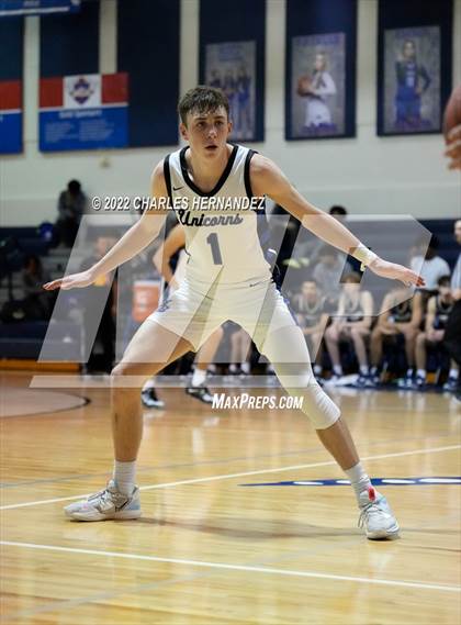 Thumbnail 1 in O'Connor vs New Braunfels (River City Classic) photogallery.