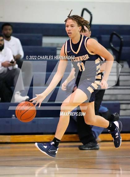 Thumbnail 3 in O'Connor vs New Braunfels (River City Classic) photogallery.