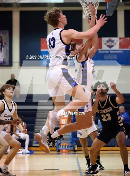 Thumbnail 2 in O'Connor vs New Braunfels (River City Classic) photogallery.