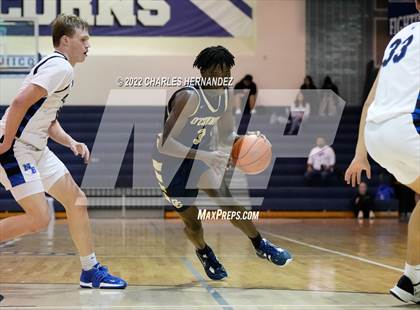 Thumbnail 1 in O'Connor vs New Braunfels (River City Classic) photogallery.