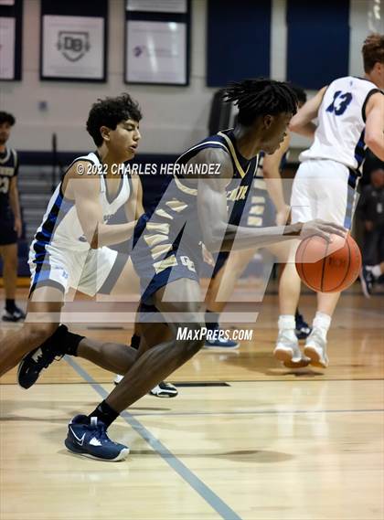 Thumbnail 3 in O'Connor vs New Braunfels (River City Classic) photogallery.