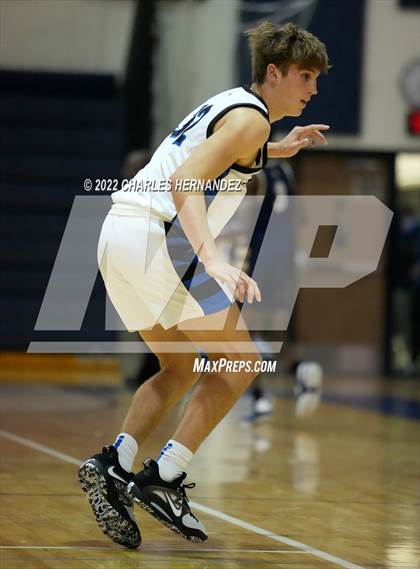 Thumbnail 1 in O'Connor vs New Braunfels (River City Classic) photogallery.